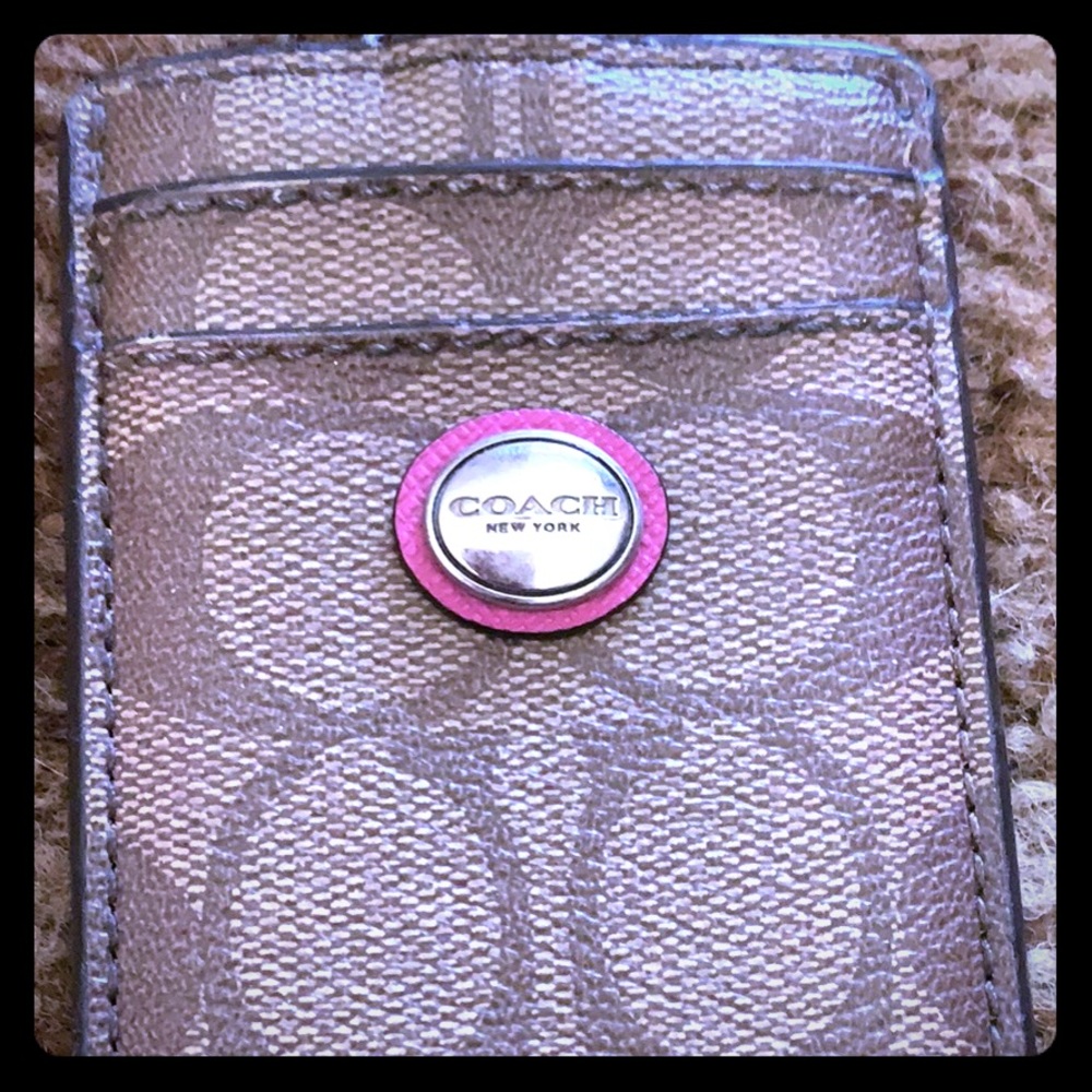 Coach badge holder